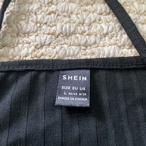 Shein tie top - Picture 2 of 3